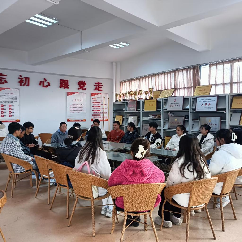 色漫
学生第四党支部开展“学雷锋”实践活动